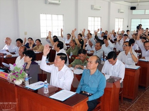 Во Вьетнаме составили списки кандидатов в депутаты парламента страны и народных советов провинций - ảnh 1